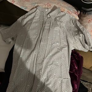 BEAUTIFUL SHARK PATTERN DRESS SHIRT